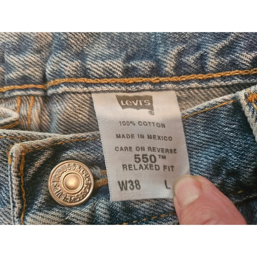 Levi's 550 Relaxed Fit Denim Shorts Mens 38 Blue Light Wash Jean Shorts
